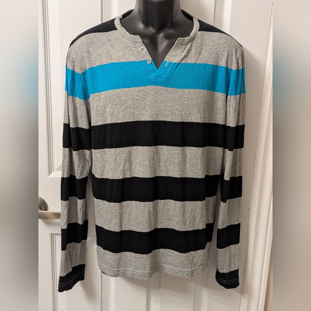 Simons LE 31 Black and Gray Shirt